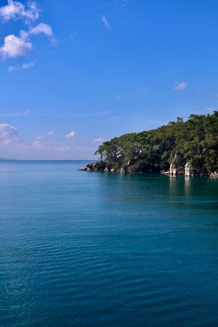 Blue Dream Restaurant — Blue Dream Restaurant, Kalkan'da Orta Doğu mutfağı ağırlıklı lezzetler sunar. Taze malzemelerle hazırlanan yemekleri ve rahat ortamıyla bilinir.